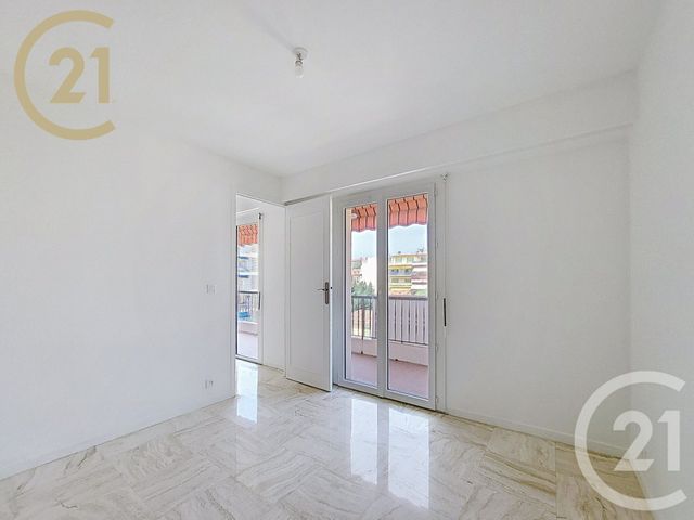 Appartement F2 à vendre - 2 pièces - 39.06 m2 - CANNES - 06 - PROVENCE-ALPES-COTE-D-AZUR - Century 21 Immobilier Service