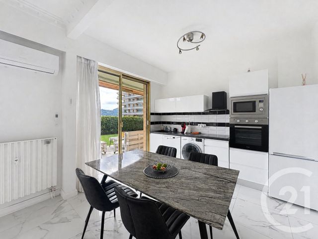 Appartement T2 à vendre - 2 pièces - 60.32 m2 - LE CANNET - 06 - PROVENCE-ALPES-COTE-D-AZUR - Century 21 Immobilier Service
