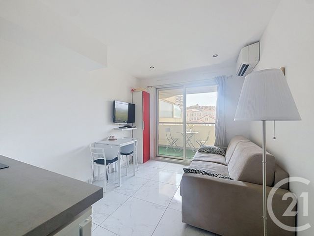 Appartement Studio Cabine à louer - 1 pièce - 20.09 m2 - CANNES - 06 - PROVENCE-ALPES-COTE-D-AZUR - Century 21 Immobilier Service