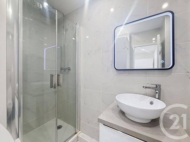 Appartement Studio Cabine à louer - 1 pièce - 20.09 m2 - CANNES - 06 - PROVENCE-ALPES-COTE-D-AZUR - Century 21 Immobilier Service