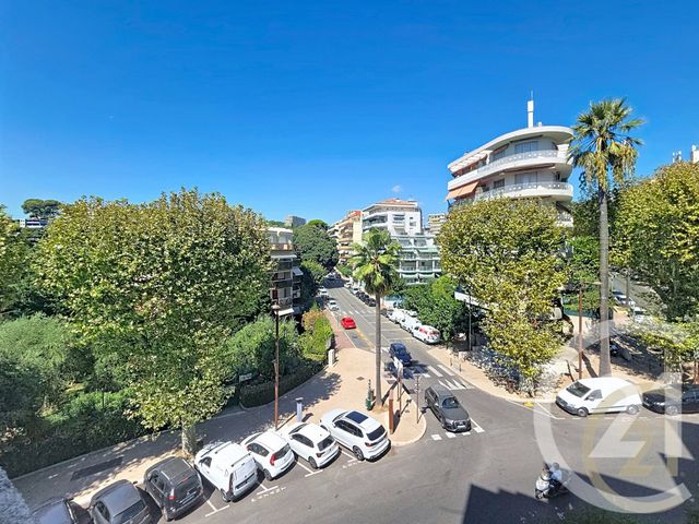Appartement F2 à vendre LE CANNET