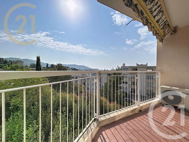 Appartement F2 à vendre - 2 pièces - 59.54 m2 - CANNES - 06 - PROVENCE-ALPES-COTE-D-AZUR - Century 21 Immobilier Service