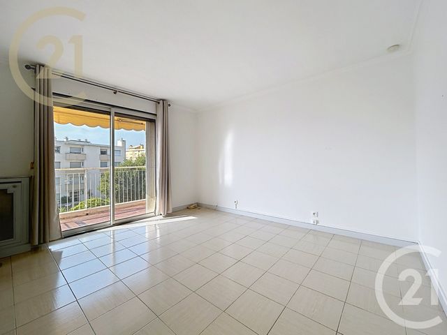 Appartement F2 à vendre - 2 pièces - 59.54 m2 - CANNES - 06 - PROVENCE-ALPES-COTE-D-AZUR - Century 21 Immobilier Service
