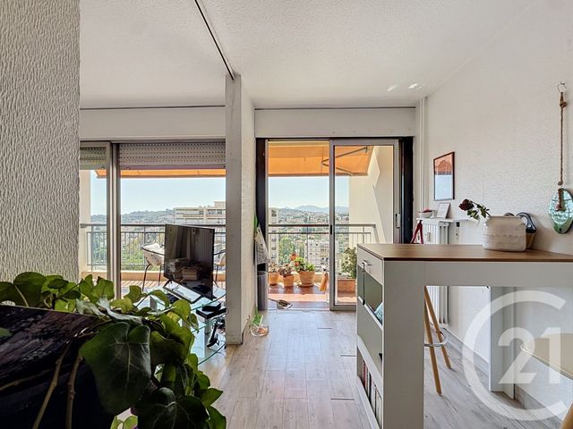 Appartement F1 à louer - 1 pièce - 36.69 m2 - LE CANNET - 06 - PROVENCE-ALPES-COTE-D-AZUR - Century 21 Immobilier Service