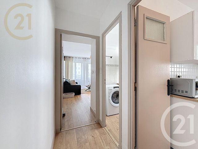 Appartement F1 à louer - 1 pièce - 30.56 m2 - CANNES - 06 - PROVENCE-ALPES-COTE-D-AZUR - Century 21 Immobilier Service