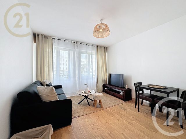 Appartement F1 à louer - 1 pièce - 30.56 m2 - CANNES - 06 - PROVENCE-ALPES-COTE-D-AZUR - Century 21 Immobilier Service