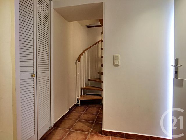 Appartement F2 à louer - 2 pièces - 38.42 m2 - MOUGINS - 06 - PROVENCE-ALPES-COTE-D-AZUR - Century 21 Immobilier Service