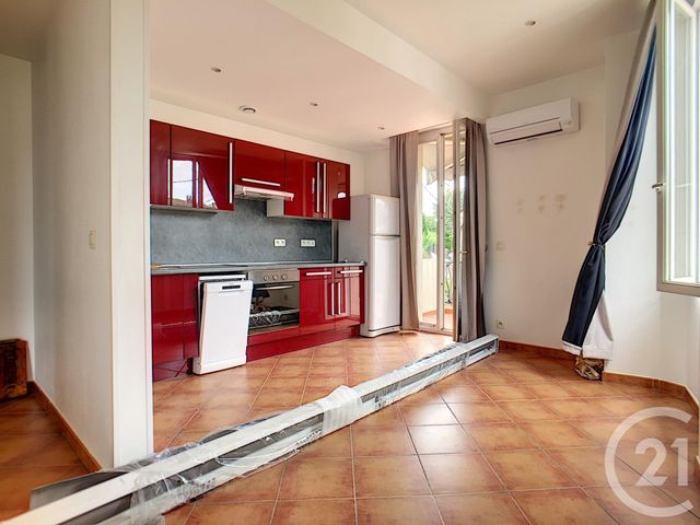 Appartement F2 à louer MOUGINS