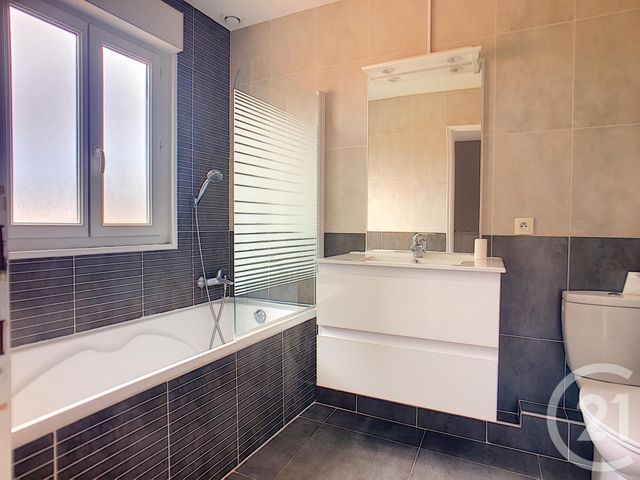 Appartement F2 à louer - 2 pièces - 38.42 m2 - MOUGINS - 06 - PROVENCE-ALPES-COTE-D-AZUR - Century 21 Immobilier Service