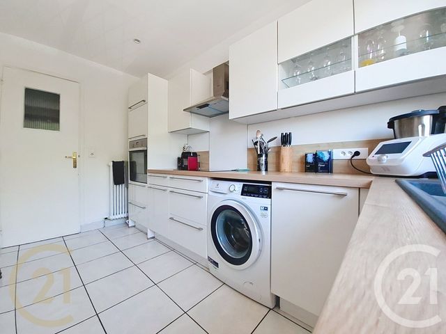 Appartement F4 à vendre - 4 pièces - 96.05 m2 - LE CANNET - 06 - PROVENCE-ALPES-COTE-D-AZUR - Century 21 Immobilier Service