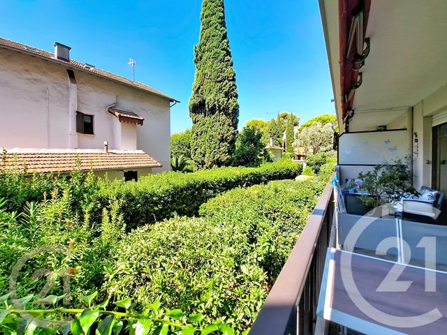 Appartement F4 à vendre - 4 pièces - 96.05 m2 - LE CANNET - 06 - PROVENCE-ALPES-COTE-D-AZUR - Century 21 Immobilier Service