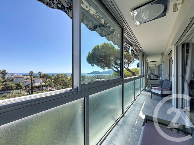 Appartement F2 à louer - 2 pièces - 67.3 m2 - LE CANNET - 06 - PROVENCE-ALPES-COTE-D-AZUR - Century 21 Immobilier Service