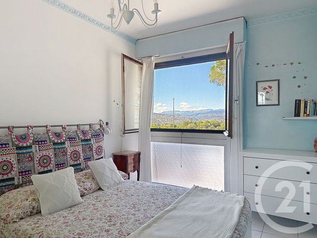 Appartement F2 à louer - 2 pièces - 67.3 m2 - LE CANNET - 06 - PROVENCE-ALPES-COTE-D-AZUR - Century 21 Immobilier Service