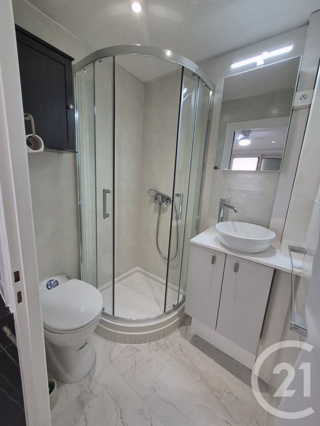 Local à vendre - 1 pièce - 8.38 m2 - CANNES - 06 - PROVENCE-ALPES-COTE-D-AZUR - Century 21 Immobilier Service