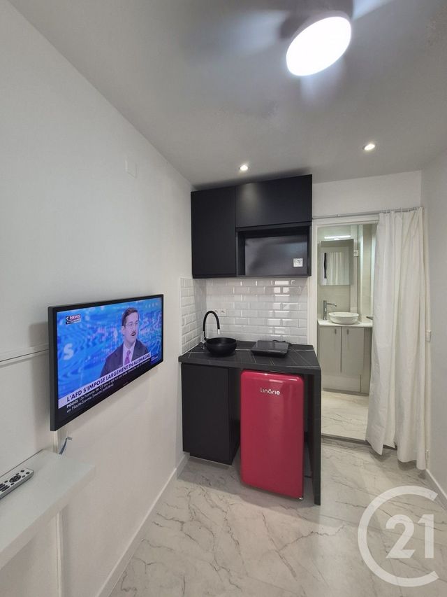 Local à vendre - 1 pièce - 8.38 m2 - CANNES - 06 - PROVENCE-ALPES-COTE-D-AZUR - Century 21 Immobilier Service