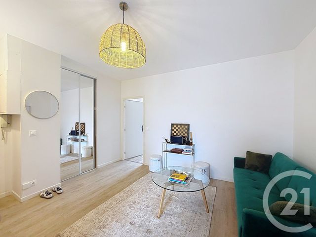Appartement T2 à louer - 2 pièces - 46.04 m2 - CANNES - 06 - PROVENCE-ALPES-COTE-D-AZUR - Century 21 Immobilier Service