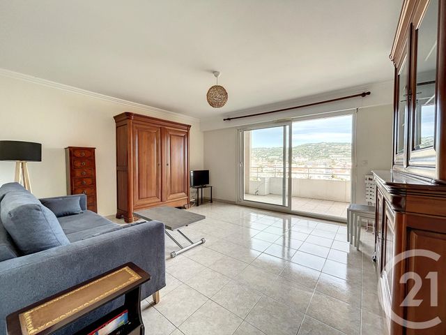 Appartement F2 à louer CANNES