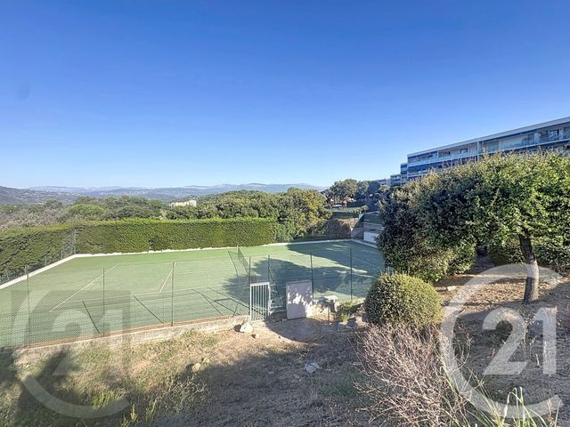 Appartement F4 à vendre - 4 pièces - 82.04 m2 - LE CANNET - 06 - PROVENCE-ALPES-COTE-D-AZUR - Century 21 Immobilier Service