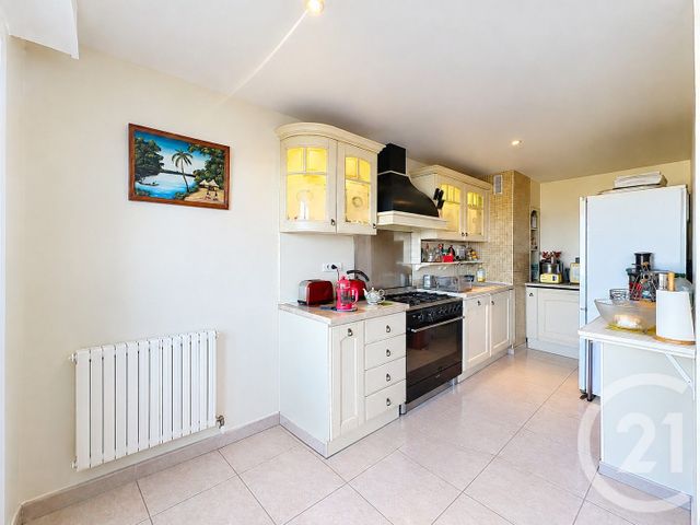 Appartement F4 à vendre - 4 pièces - 82.04 m2 - LE CANNET - 06 - PROVENCE-ALPES-COTE-D-AZUR - Century 21 Immobilier Service