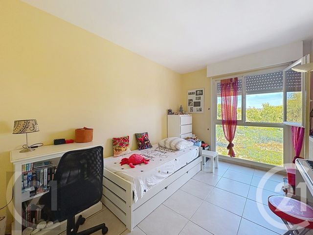 Appartement F4 à vendre - 4 pièces - 82.04 m2 - LE CANNET - 06 - PROVENCE-ALPES-COTE-D-AZUR - Century 21 Immobilier Service