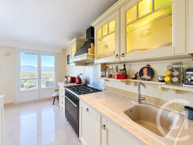 Appartement F4 à vendre - 4 pièces - 82.04 m2 - LE CANNET - 06 - PROVENCE-ALPES-COTE-D-AZUR - Century 21 Immobilier Service
