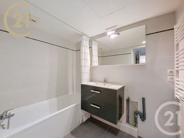 Appartement F2 à vendre - 2 pièces - 42.3 m2 - CANNES - 06 - PROVENCE-ALPES-COTE-D-AZUR - Century 21 Immobilier Service