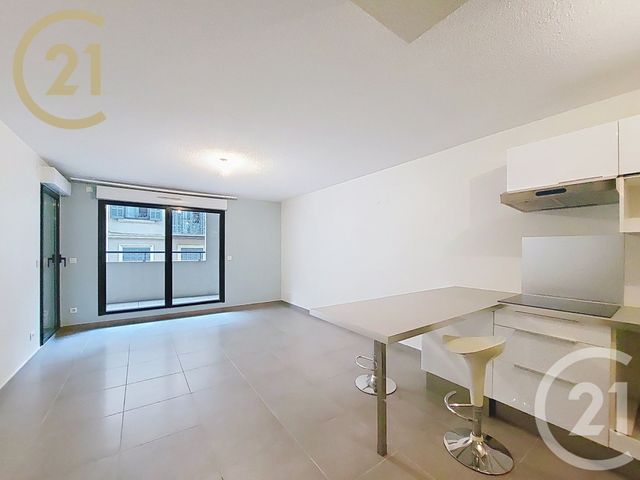 Appartement F2 à vendre - 2 pièces - 42.3 m2 - CANNES - 06 - PROVENCE-ALPES-COTE-D-AZUR - Century 21 Immobilier Service