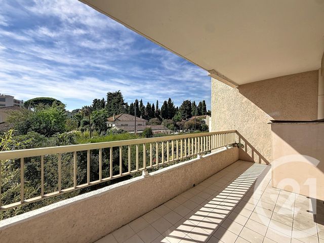 Appartement F3 à louer - 3 pièces - 65.68 m2 - CANNES - 06 - PROVENCE-ALPES-COTE-D-AZUR - Century 21 Immobilier Service