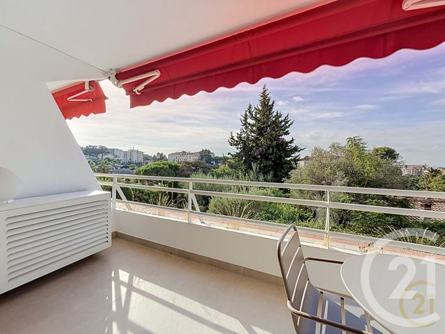 Appartement T2 à louer - 2 pièces - 43.0 m2 - CANNES - 06 - PROVENCE-ALPES-COTE-D-AZUR - Century 21 Immobilier Service