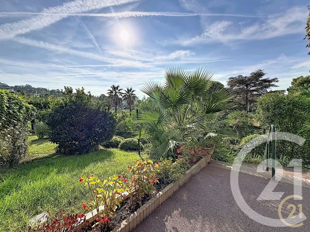Appartement T2 à louer - 2 pièces - 43.0 m2 - CANNES - 06 - PROVENCE-ALPES-COTE-D-AZUR - Century 21 Immobilier Service