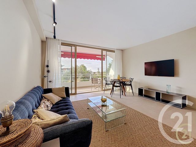 Appartement T2 à louer - 2 pièces - 43.0 m2 - CANNES - 06 - PROVENCE-ALPES-COTE-D-AZUR - Century 21 Immobilier Service