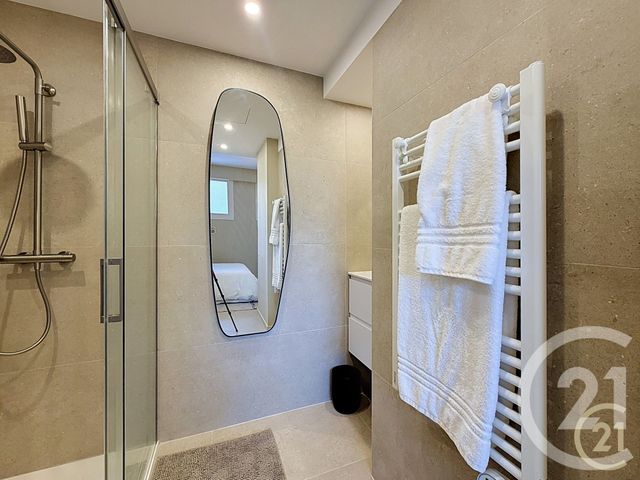 Appartement T2 à louer - 2 pièces - 43.0 m2 - CANNES - 06 - PROVENCE-ALPES-COTE-D-AZUR - Century 21 Immobilier Service