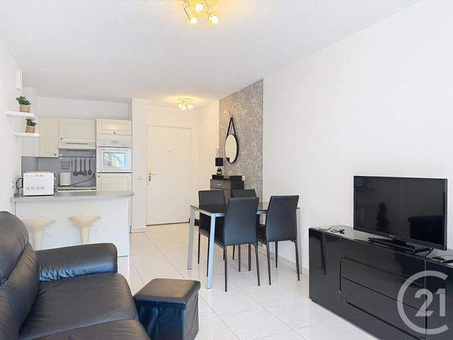 Appartement F2 à louer - 2 pièces - 38.44 m2 - CANNES - 06 - PROVENCE-ALPES-COTE-D-AZUR - Century 21 Immobilier Service