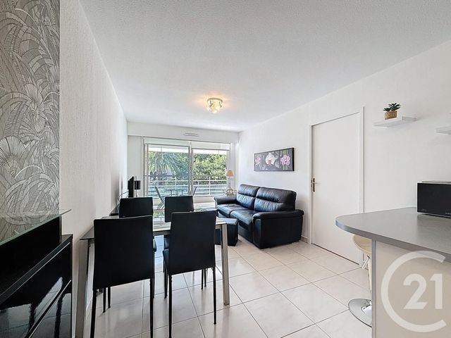 Appartement F2 à louer - 2 pièces - 38.44 m2 - CANNES - 06 - PROVENCE-ALPES-COTE-D-AZUR - Century 21 Immobilier Service