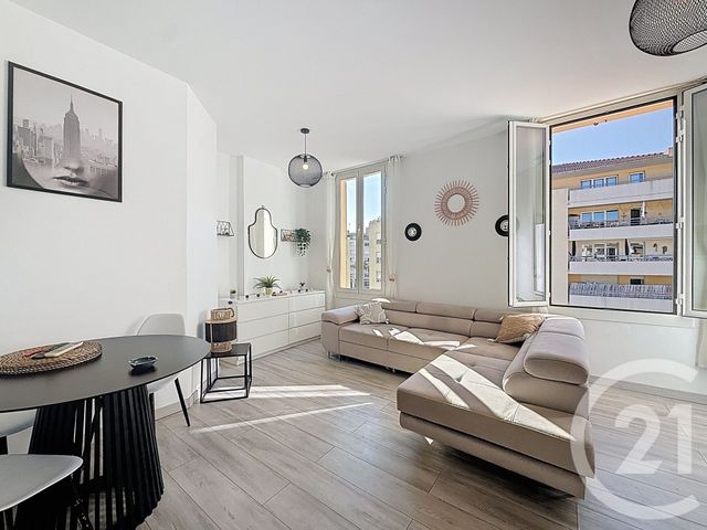 Appartement F3 à louer - 3 pièces - 45.02 m2 - CANNES - 06 - PROVENCE-ALPES-COTE-D-AZUR - Century 21 Immobilier Service