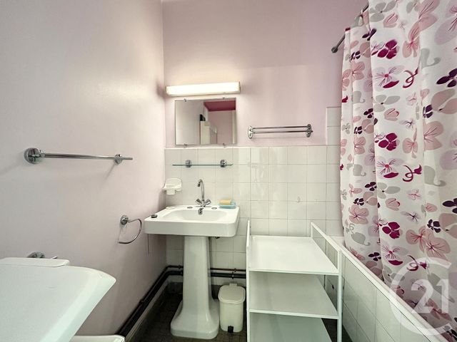 Appartement F2 à louer - 2 pièces - 29.65 m2 - CANNES - 06 - PROVENCE-ALPES-COTE-D-AZUR - Century 21 Immobilier Service